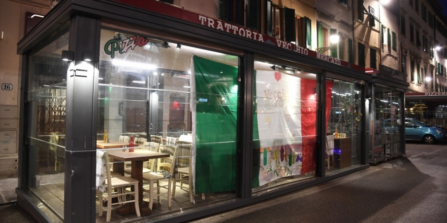 İtalya'da Restoran Ve Kuaförlerin Açılışı Tarihi Öne Çekiliyor