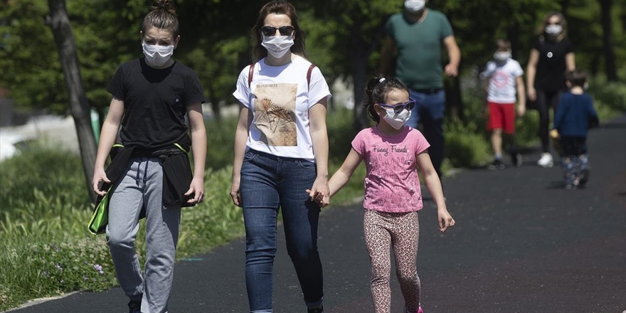 Prof. Dr. Ateş Kara: Koronavirüsü Çocuklara Korkutmadan Anlatın