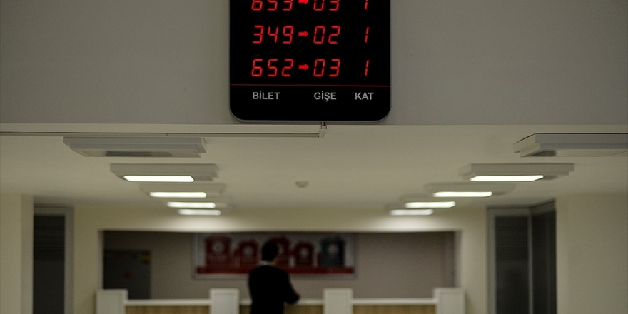 Sağlık Bakanlığı Bankalardaki Kovid-19 Tedbirlerini Belirledi