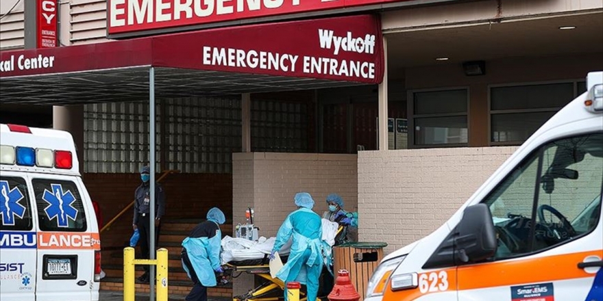 ABD' de Kovid-19 Ölümleri 83 Bini Aştı