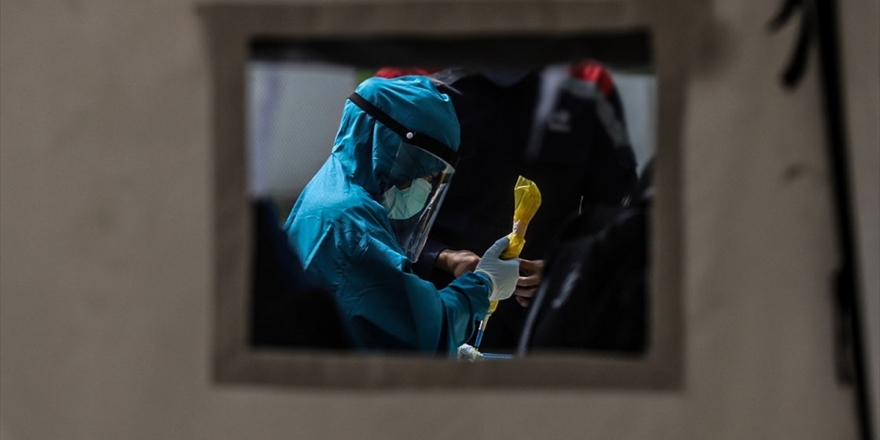 Dünya Sağlık Örgütünden 'Kovid-19'un HIV Gibi Kalıcı Olabileceği' Uyarısı