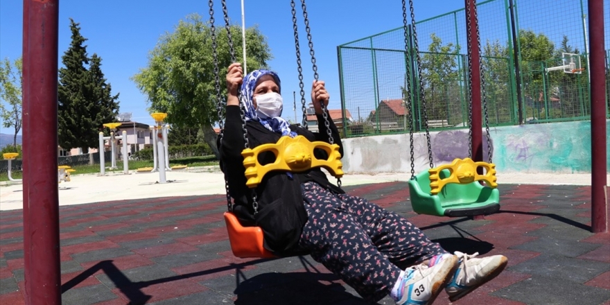 65 Yaş Üstüne İzin Saati Değişti