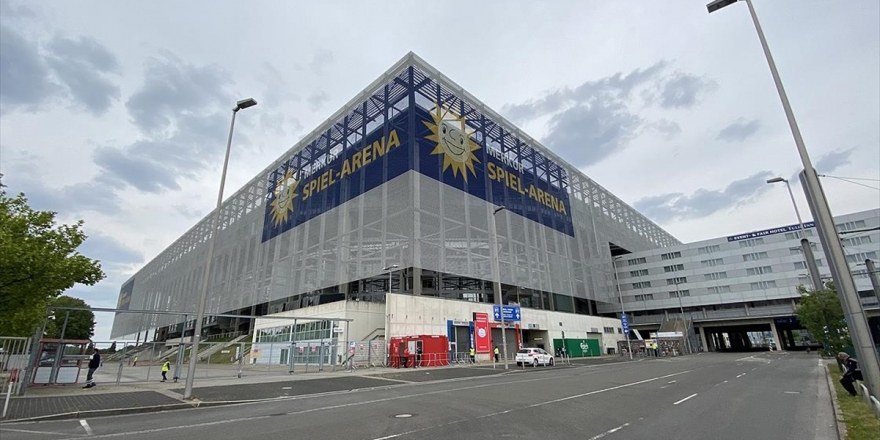 Bundesliga'da Sessiz Açılış