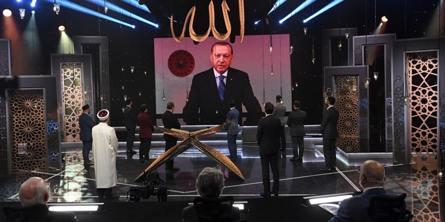 TRT'nin Düzenlediği Kur'an-ı Kerim'i Güzel Okuma Yarışması Sonuçlandı