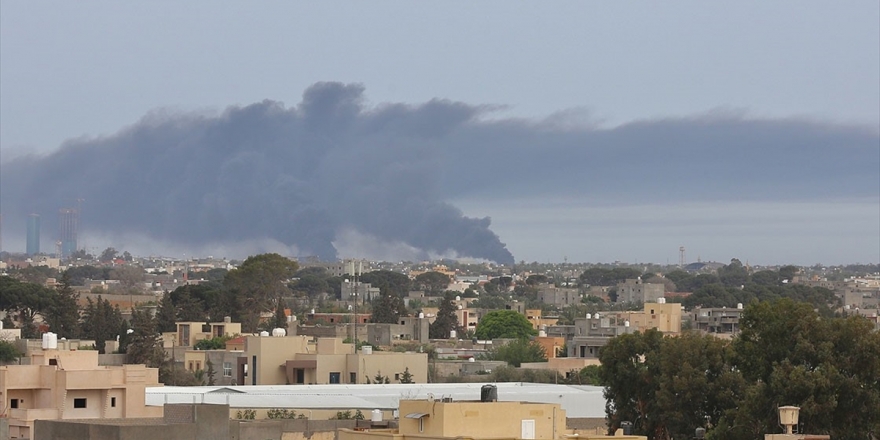 Hafter Sözcüsünden Trablus'un Güneyindeki Cephelerden '2-3 Kilometre Çekildikleri' Açıklaması