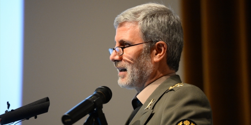 İran, ABD'yi Venezeula'ya Akaryakıt Taşıyan Tankerlerine Müdahale Etmemesi İçin Uyardı