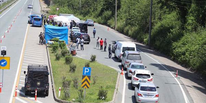 Rize dışındaki çay üreticileri kente dönmeye başladı