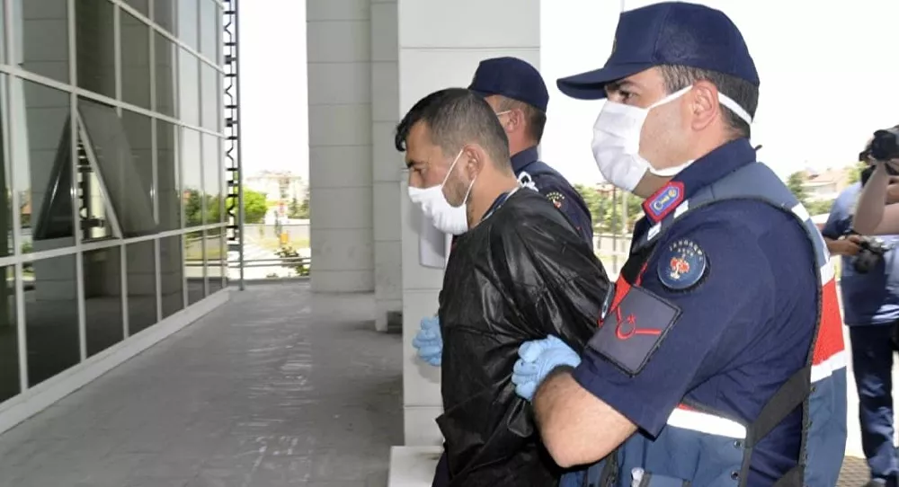 '1001 surat' lakabıyla tanınan cezaevi firarisi yakalandı