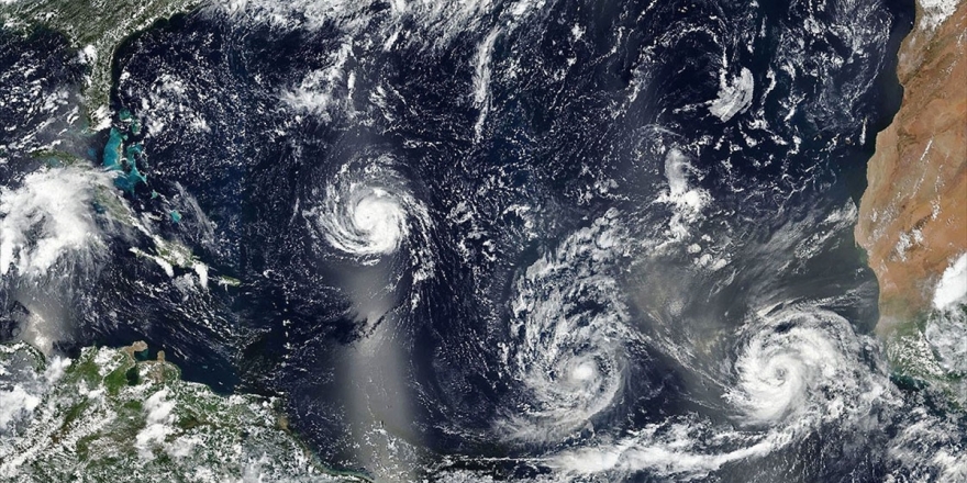 ABD'de 'Normalin Üzerinde' Bir Kasırga Sezonu Uyarısı