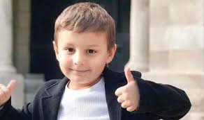 5 yaşındaki Eren, ABD'deki üstün zekalılar okuluna tam burslu girdi