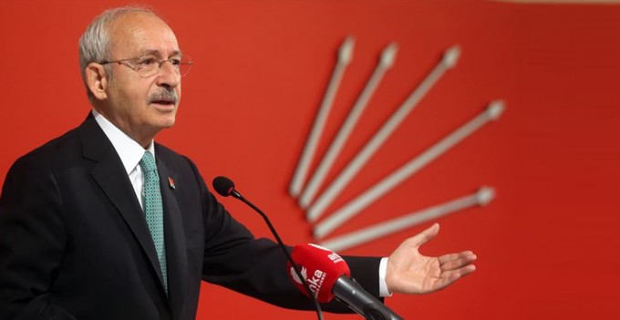 Kılıçdaroğlu: Camilerimizden ezan ve İstiklal Marşı dışında herhangi bir sesin yükselmesini asla kabul etmiyoruz