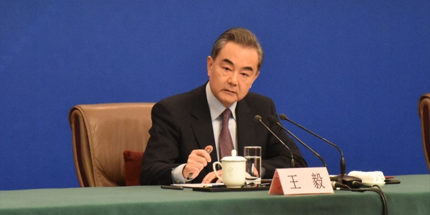 Çin Dişleri Bakanı Vang: Kovid-19 Nedeniyle Dava Açılması Hukuka Aykırı