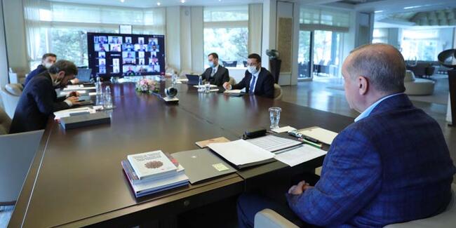 Cumhurbaşkanı Erdoğan, AK Parti teşkilatlarıyla bayramlaştı