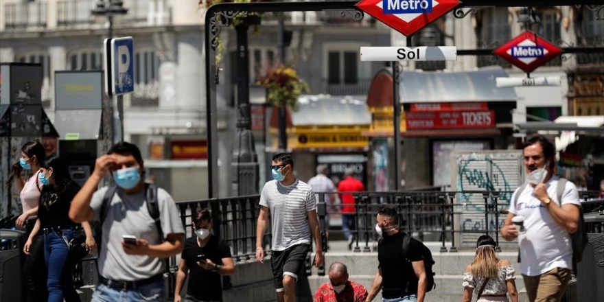 İspanya'da Kovid-19'dan Ölenlerin Toplam Sayısı 26 Bin 834 Olarak Düzeltildi