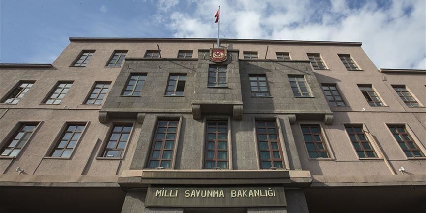 MSB: Hakkari'de Kullanıma Hazır 2 Tas Füzesi İmha Edildi