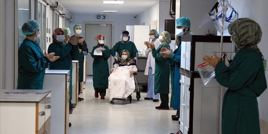 Türkiye'de Kovid-19'dan İyileşen Hasta Sayısı 122 Bin 793'e Ulaştı