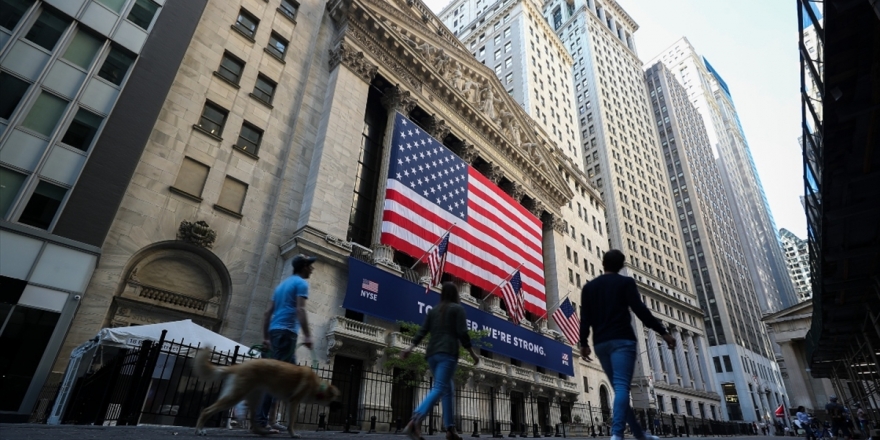 Amerikalıların Yarıdan Fazlası, Bulunması Halinde Kovid-19 Aşısına Soğuk Bakıyor