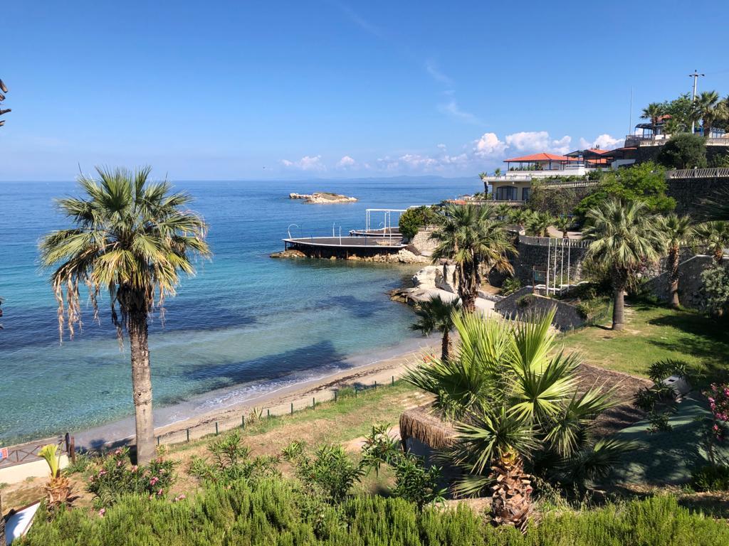 TURİZMDE “GÜVENLİ KENT” KUŞADASI’NA 6 YENİ MAVİ BAYRAK