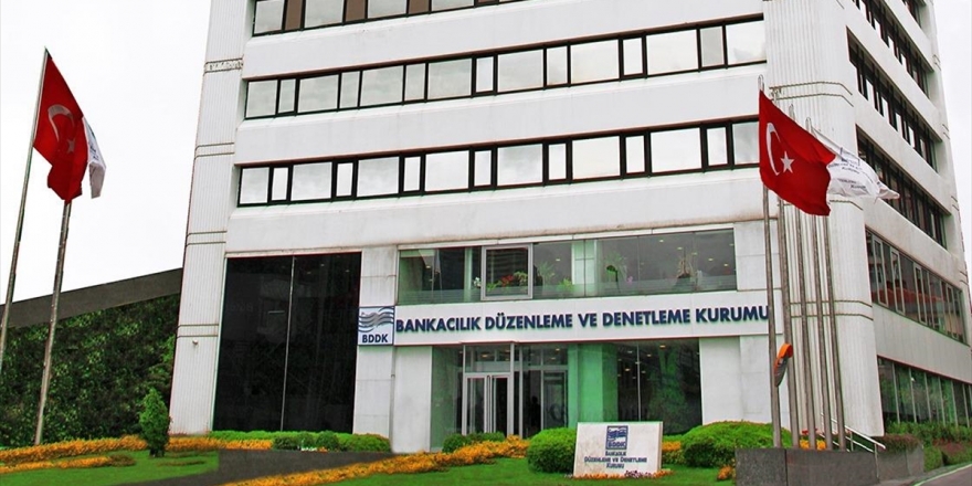 BDDK' dan 18 Bankaya Toplam 102,1 Milyon Tl Para Cezası