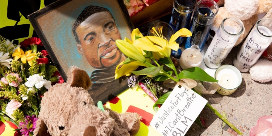 George Floyd'un Ölümüne Sebep Olan Polis Memuru Cinayetle Yargılanacak