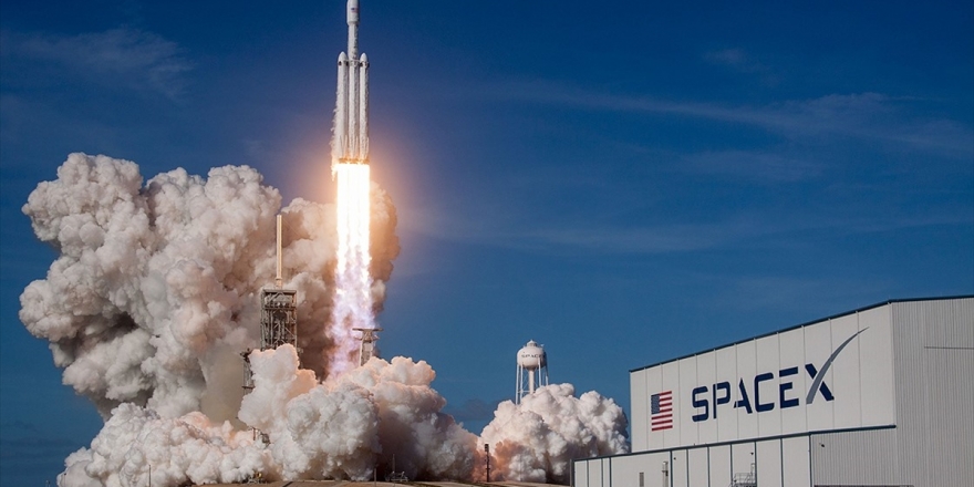 Spacex'in Ertelenen İlk İnsanlı Uzay Mekiği Denemesi Bugün Gerçekleşecek