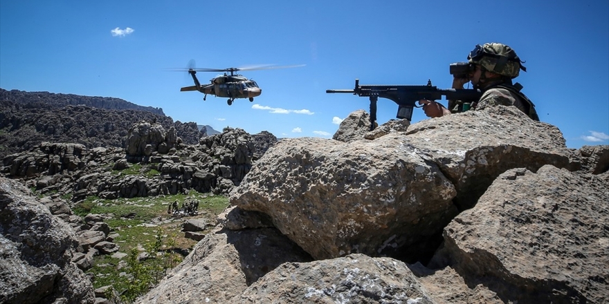 Van'da Etkisiz Hale Getirilen 3 Teröristin Gri Listede Arandıkları Belirlendi