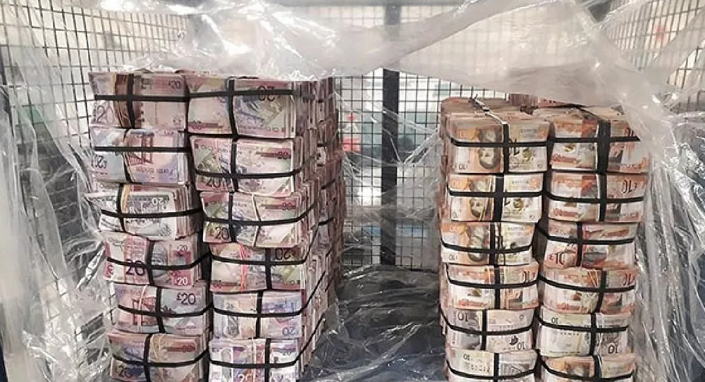 Dev operasyon: 54 milyon sterlin ve 2 ton uyuşturucu ele geçirildi