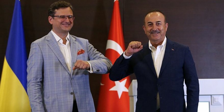 Ukrayna Dışişleri Bakanı Kuleba: Türkiye turistler için en güzel önlemleri almış