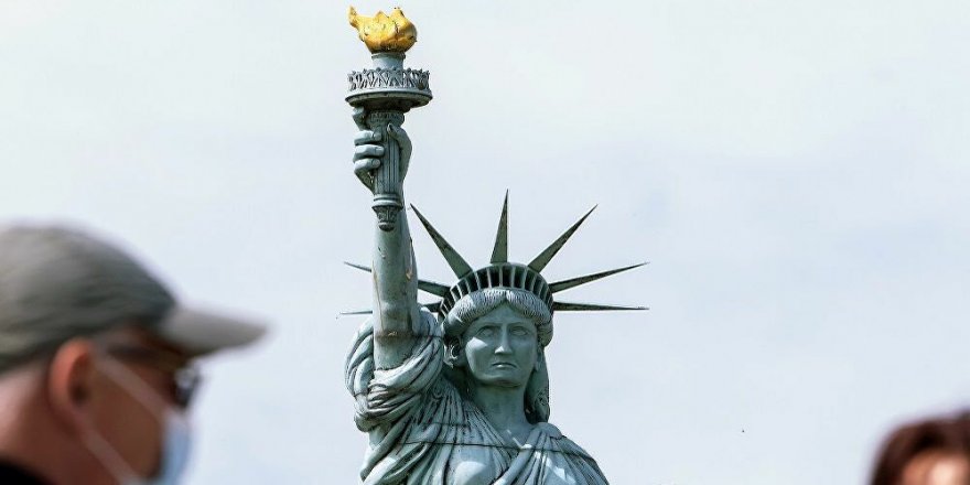 ABD'de 'Bağımsızlık Günü' kutlamaları öncesi Kovid-19 vakaları artmaya devam ediyor