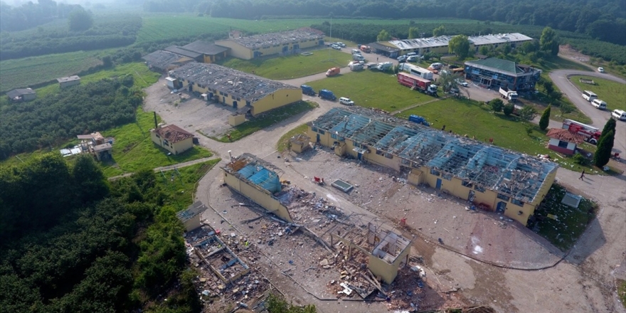 Havai Fişek Fabrikasındaki Patlamaya İlişkin 3 Kişi Gözaltına Alındı