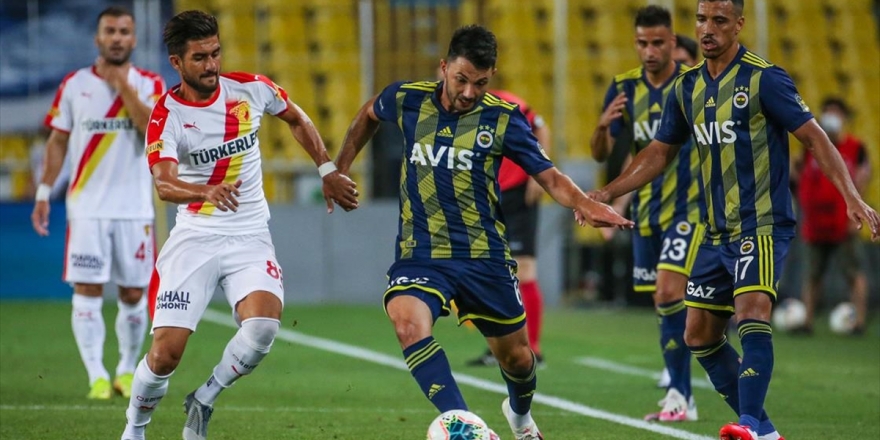 Fenerbahçe Evinde Mutlu