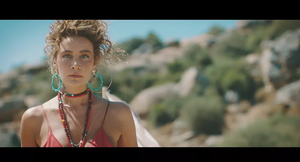 RTÜK, Sıla'nın klibini 'sigaraya özendirdiği' gerekçesiyle yayından kaldırdı