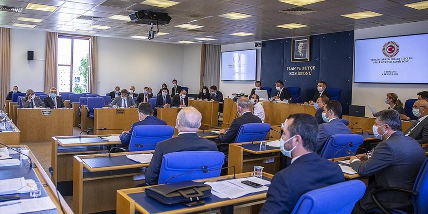 Askeri Alanda Düzenlemeler İçeren Kanun Teklifi Komisyonda Kabul Edildi