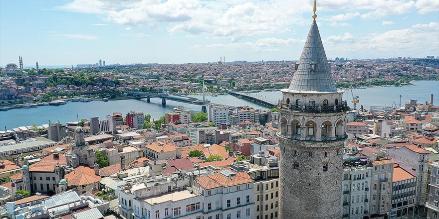 Galata Kulesi'nde Bakım Çalışmaları Sonbahara Bırakıldı
