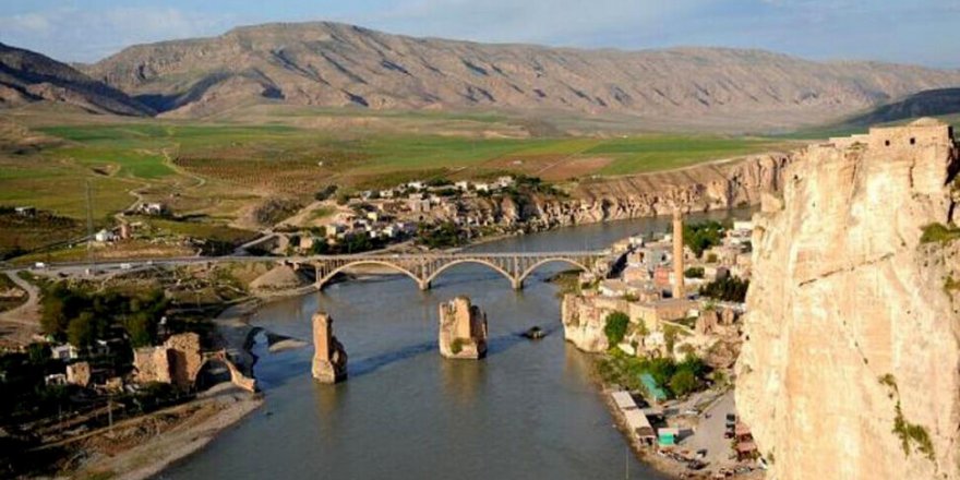 Hasankeyf Belediye Başkanı Kusen: Tarihi değerlerin bir kısmının yok olması insanım diyen herkesi üzer