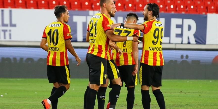 Göztepe Eksiklerden Şikayetçi