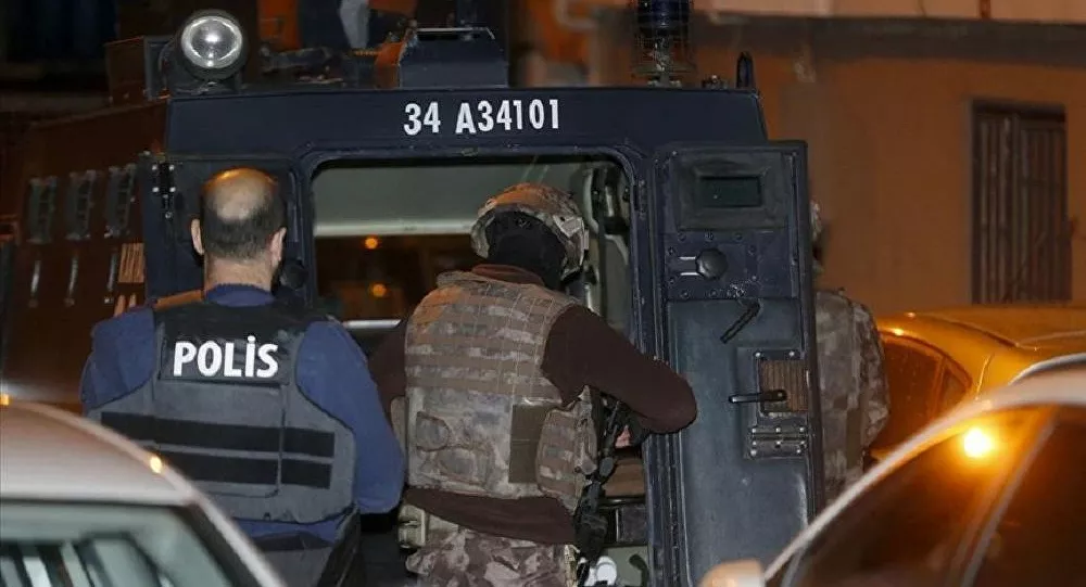 İstanbul'da IŞİD operasyonu: 10 gözaltı
