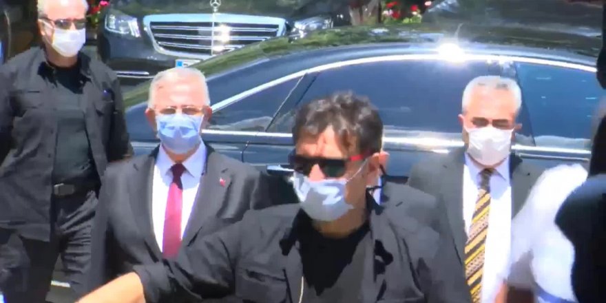 KILIÇDAROĞLU BÜYÜKŞEHİR BELEDİYE BAŞKANLARI İLE BİR ARAYA GELDİ