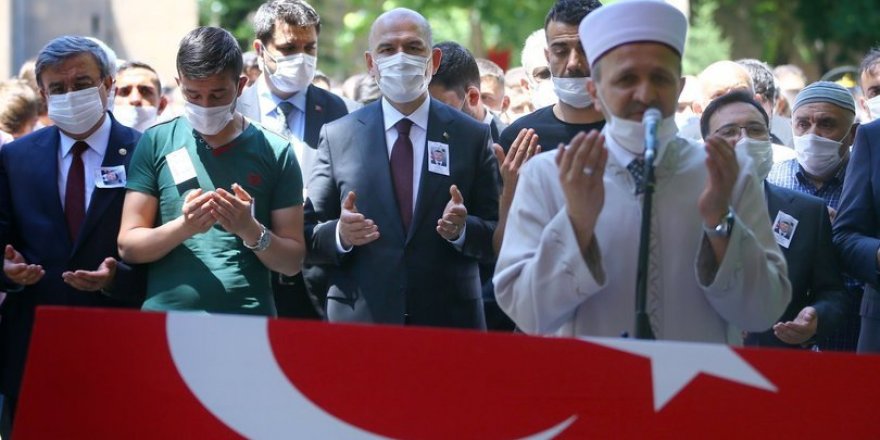 Patlamada şehit olan askerler için son görev