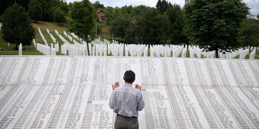 Çeyrek asır geçse de Srebrenitsa Katliamı unutulmadı