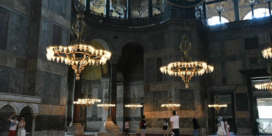Yunan siyasetçilerden Ayasofya'nın camiye dönüştürülmesine tepki: Yaptırım uygulansın