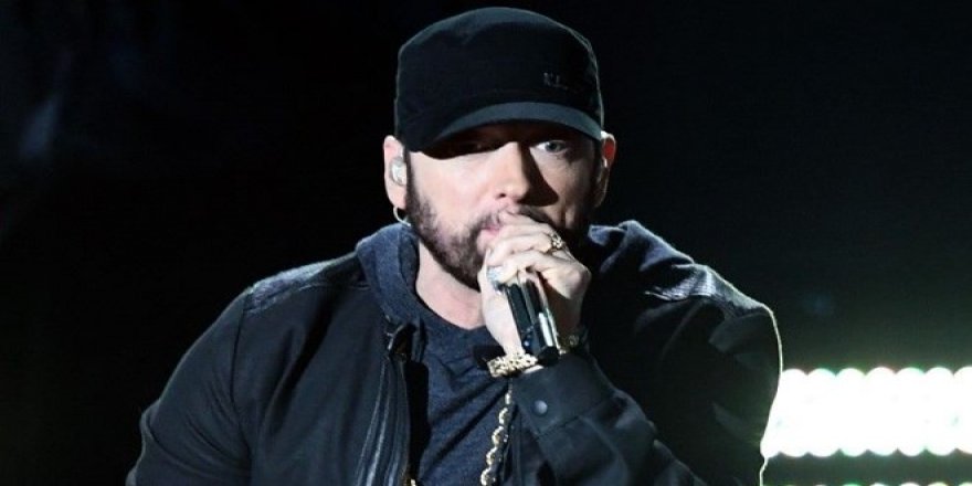 Eminem yeni şarkısında ırkçılara diss attı