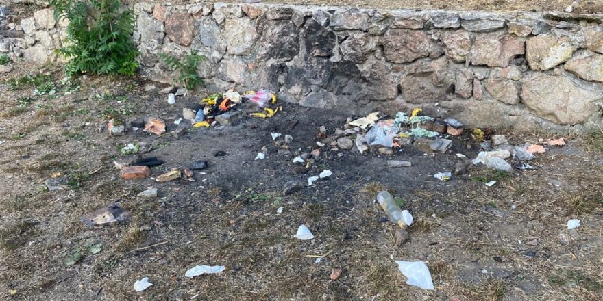 Beykoz Sahili'nde tepki çeken görüntü