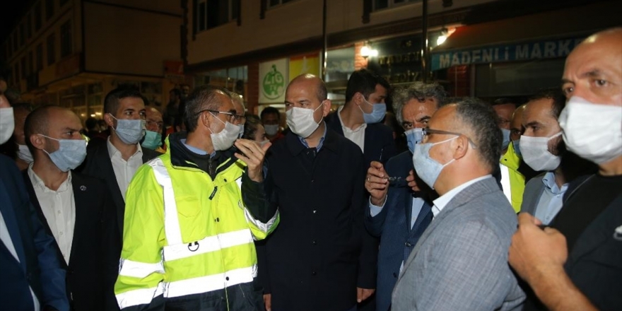 İçişleri Bakanı Soylu, Rize'deki Sel Bölgesinde İncelemede Bulundu