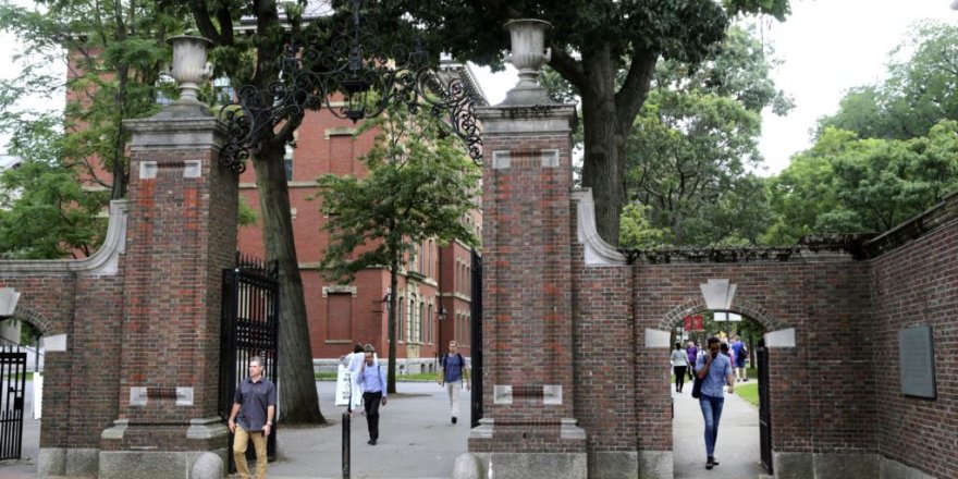 “Yabancı Öğrencilerin ABD’ye Girişi Şimdiden Reddediliyor”