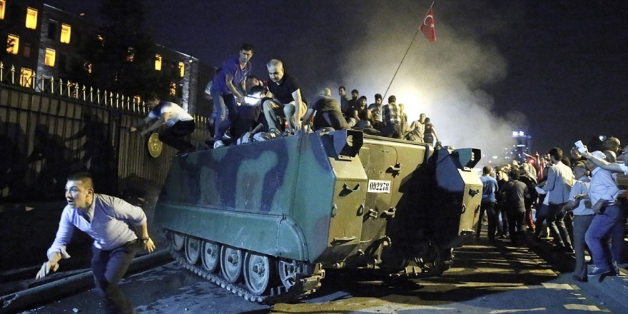 Fetö'nün Kanlı Darbe Girişiminin Üzerinden 4 Yıl Geçti