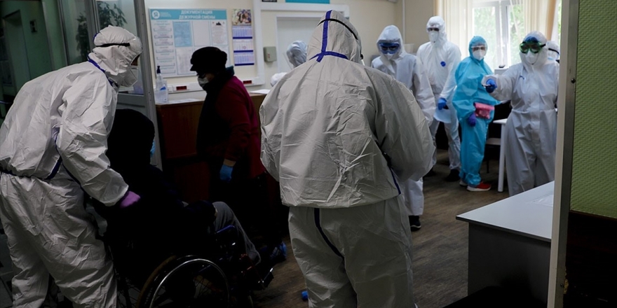 Rusya'da Kovid-19 Vaka Sayısı 753 Bine Yaklaştı