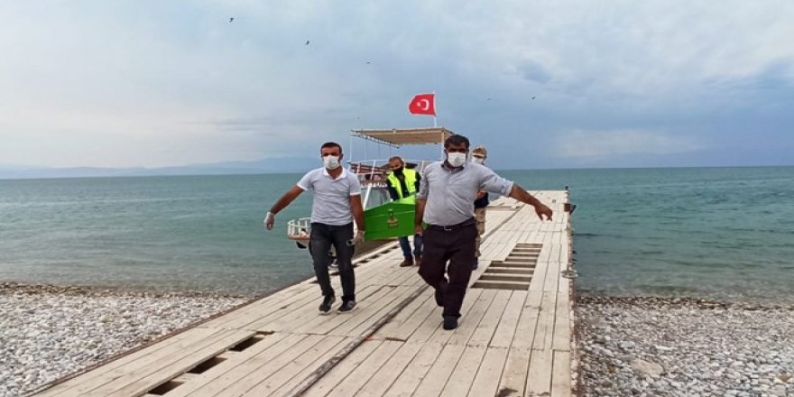 Van'daki tekne faciasında can kaybı 40'a yükseldi