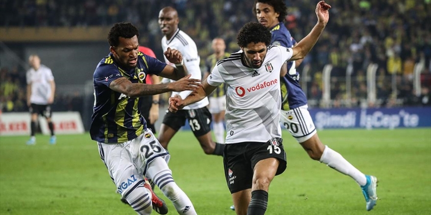 Beşiktaş Evinde İyi, Fenerbahçe Deplasmanda Kayıp