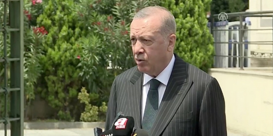 'Ayasofya Camisi'nde Kılınacak İlk Cumada 1000 İla 1500 Civarında Ancak Bir Cemaat Orada Oluşabilecek'